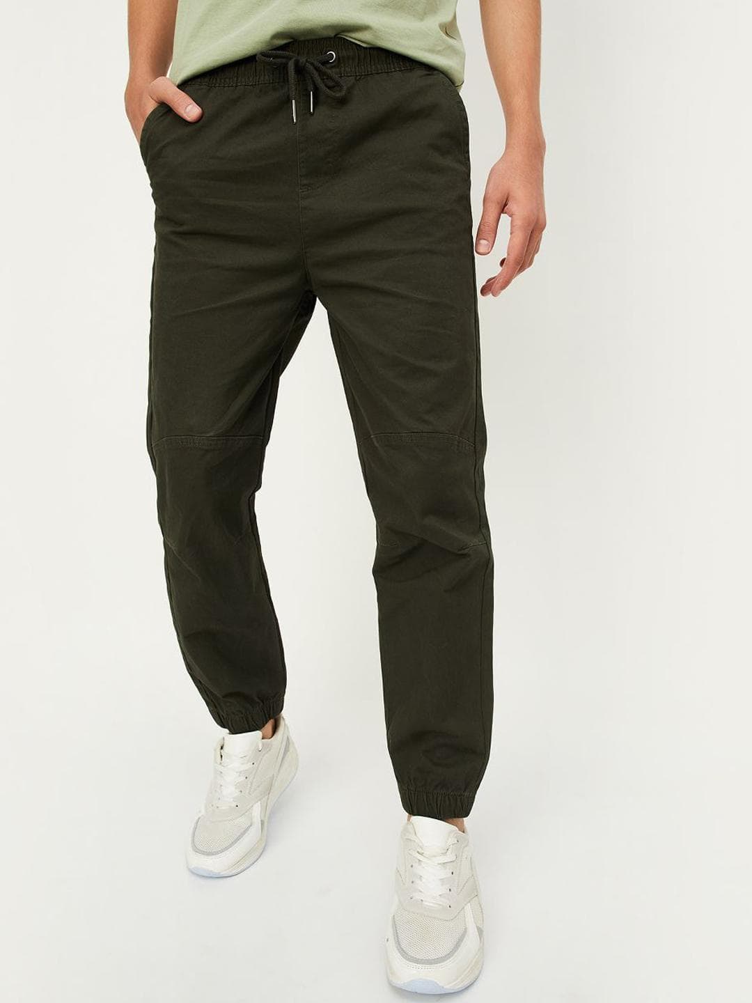 max Boys Solid Mid-Rise Joggers Trousers