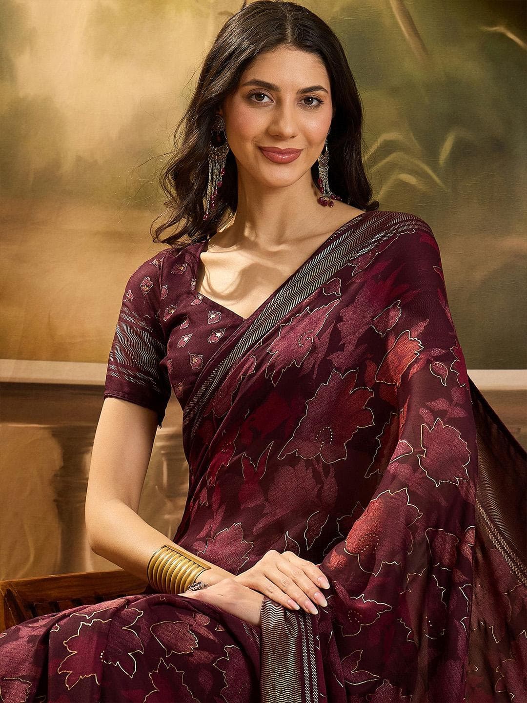 Sangria Floral Printed & Embellished Saree With Blouse Piece