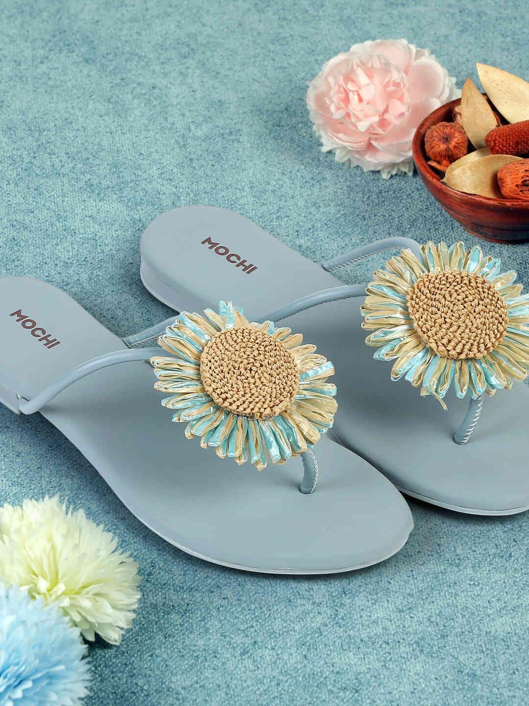 Mochi Womens Grey Floral Casual T-Strap Flats