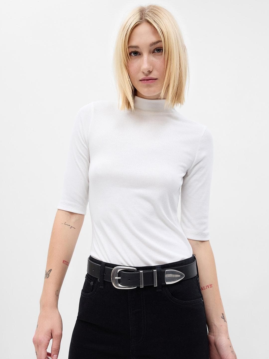 GAP Turtle Neck Ribbed Top