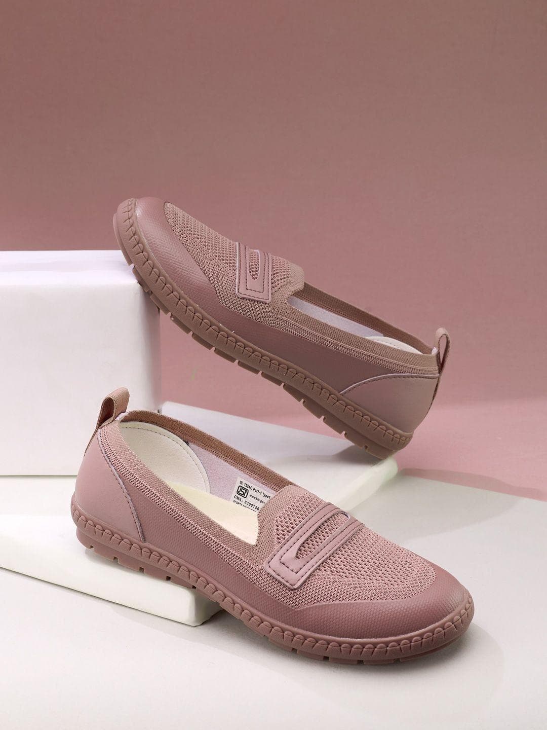Campus AVERY Women Mesh Walking Non-Marking Shoes