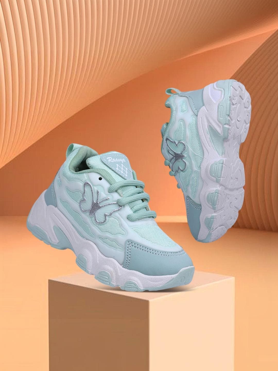 MUKUNDU Girls Colourblocked Sneakers