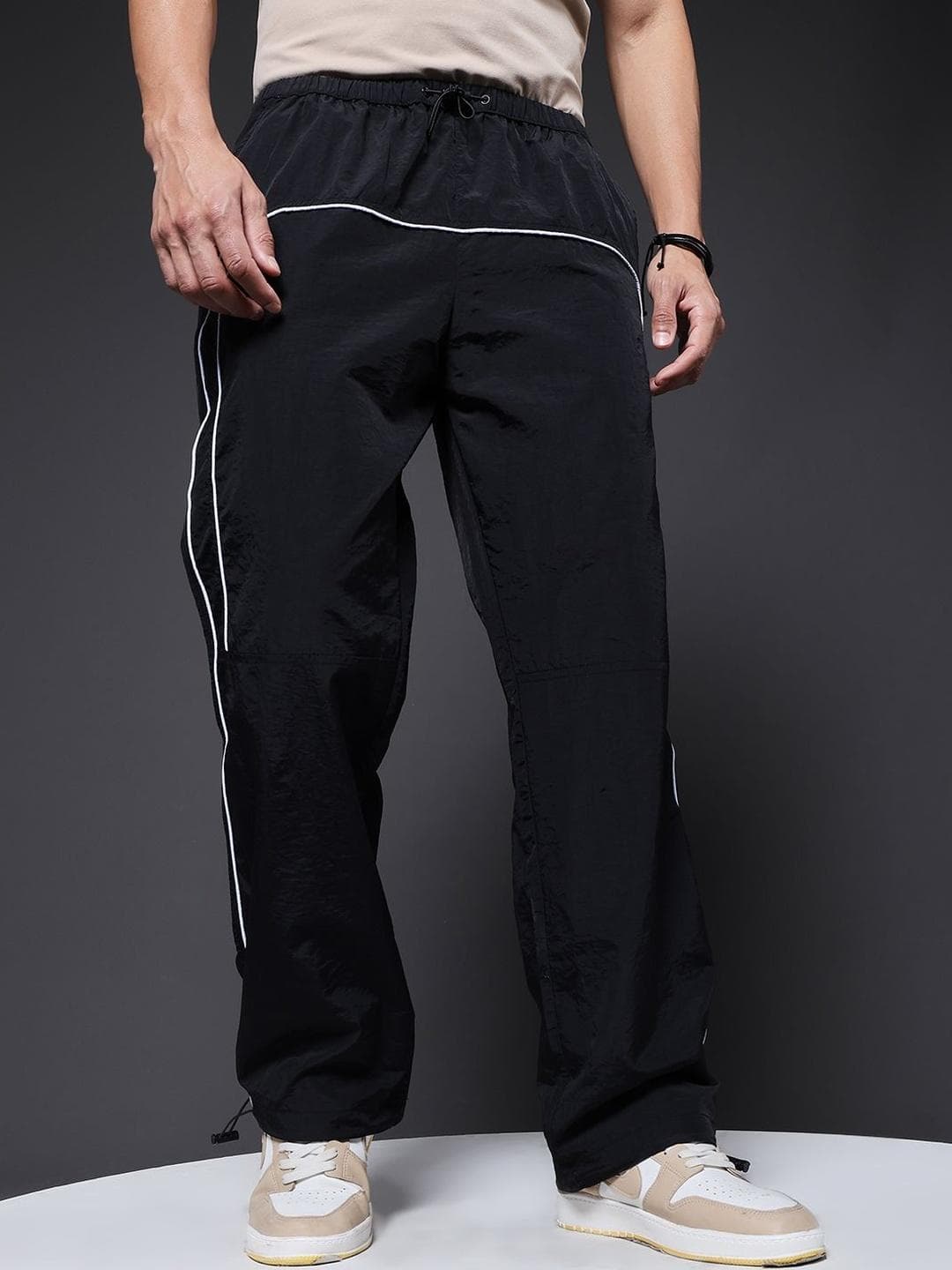 PRONK Men Side Striped Baggy-Fit Track Pants