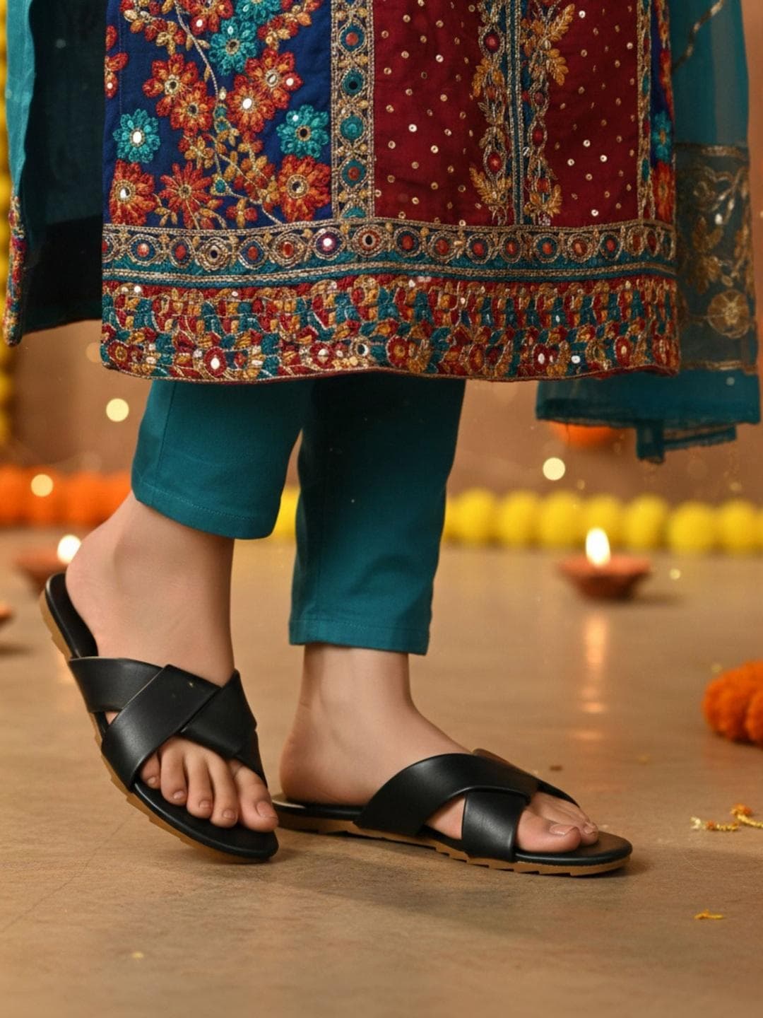 Anouk Women Comfort Sandals