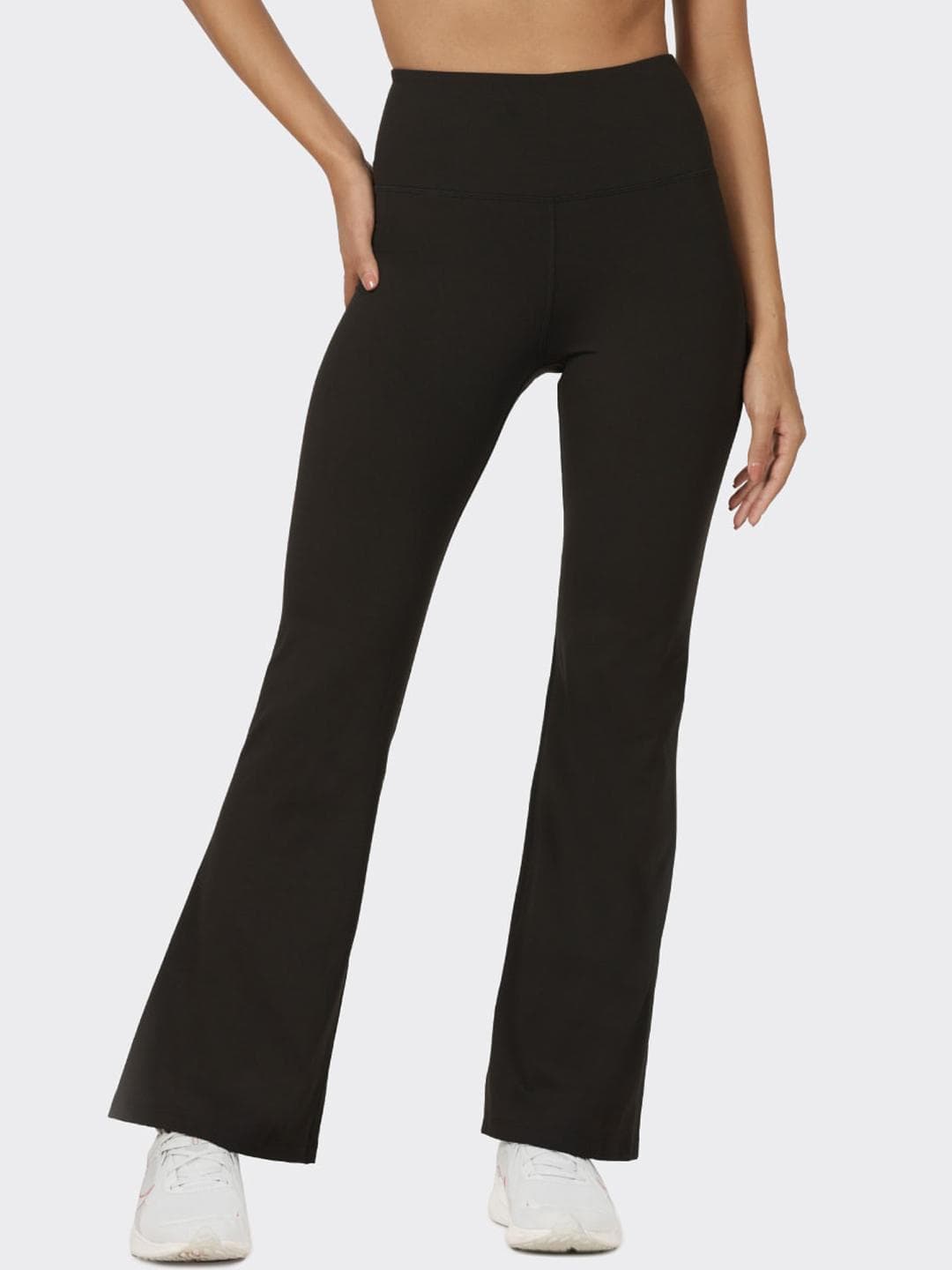 Blissclub High-waisted Flare Pants with 1 Back Pocket