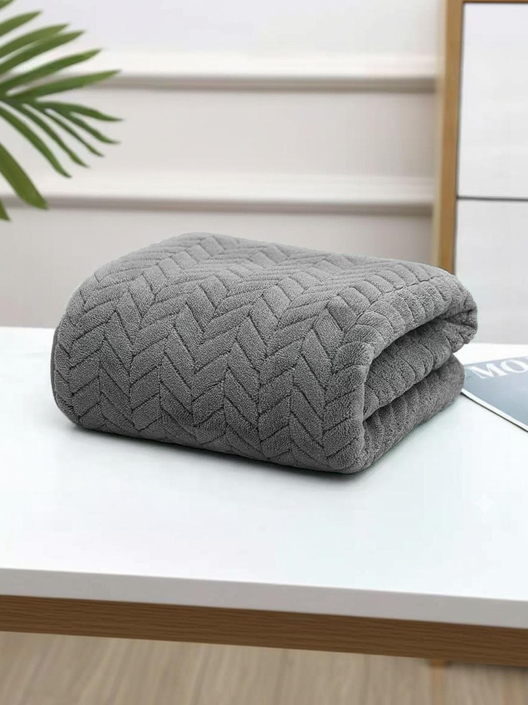 MAXOSHINE Grey & Grey 1 Printed 350 GSM Bath Towel