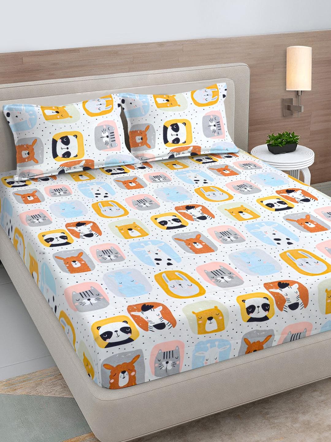 Buy FABINALIV White Cartoon Print Polycotton 300 TC Fitted King Bedsheet With 2 Pillow Covers - - Home for Unisex Kids
