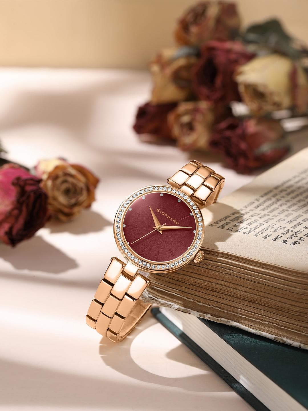 GIORDANO Women Maroon Analogue Watch A2079-22