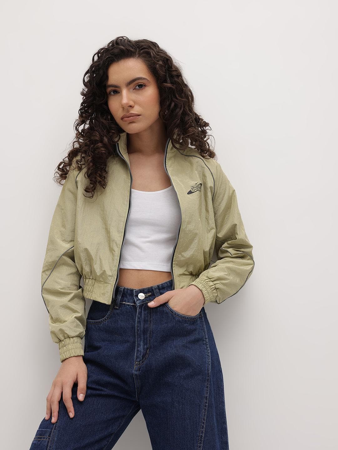 The Roadster Life Co. Mock Collar Cropped Tailored Jacket With Contrast Piping