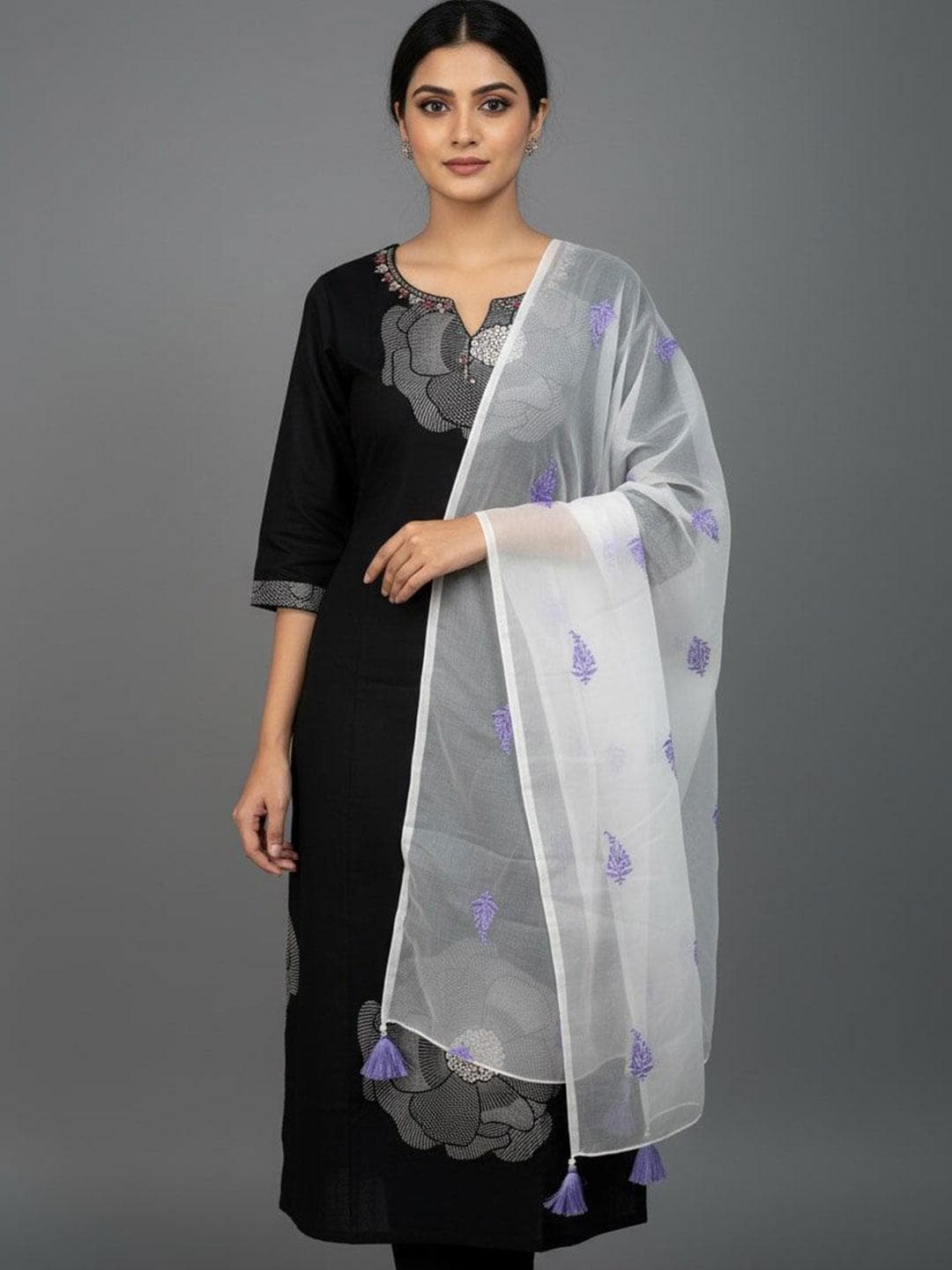 Sangria Ethnic Motifs Embroidered Dupatta with Tasselled Border