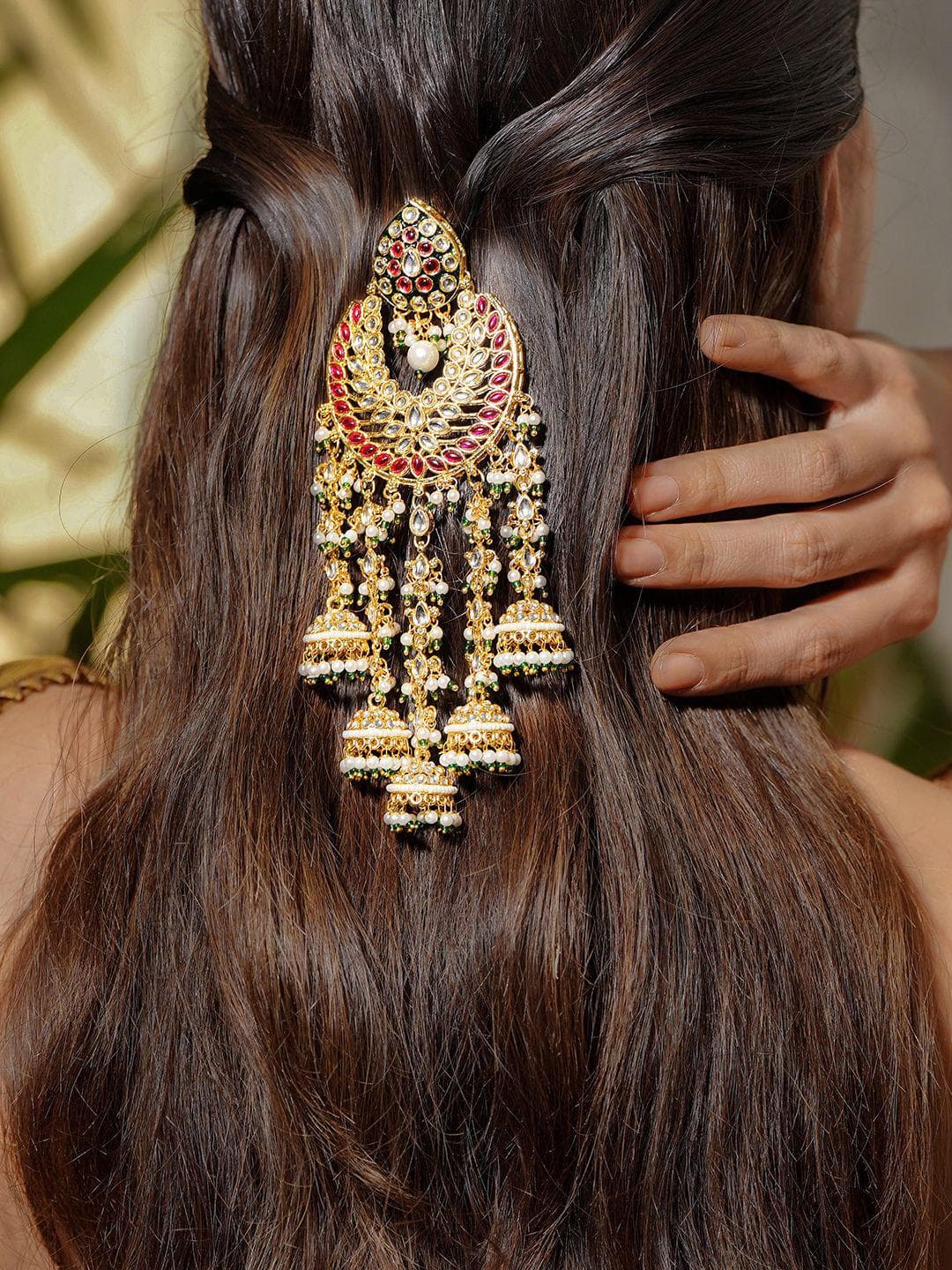 Rubans Women Embellished Alligator Hair Clip