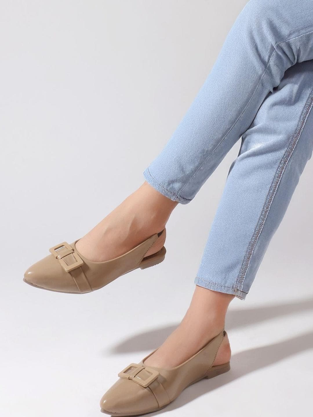 Colo Women Pointed Toe Mules with Buckles Flats