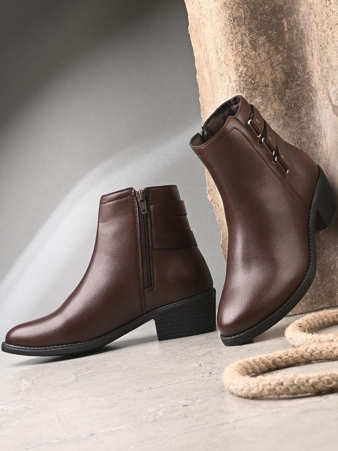 Roadster Women Ankle Boots With Zipper Closure & Buckle Details
