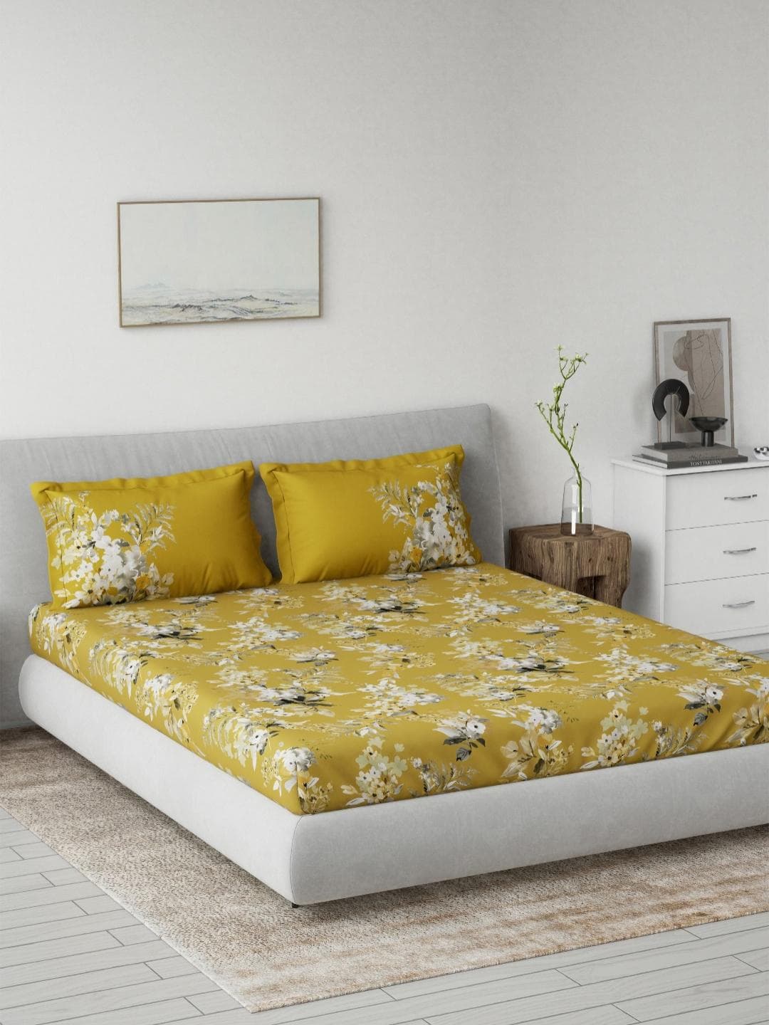 DDecor Yellow & Grey Printed Pure Cotton 144 TC King Bedsheet Set 2.29m x 2.74m