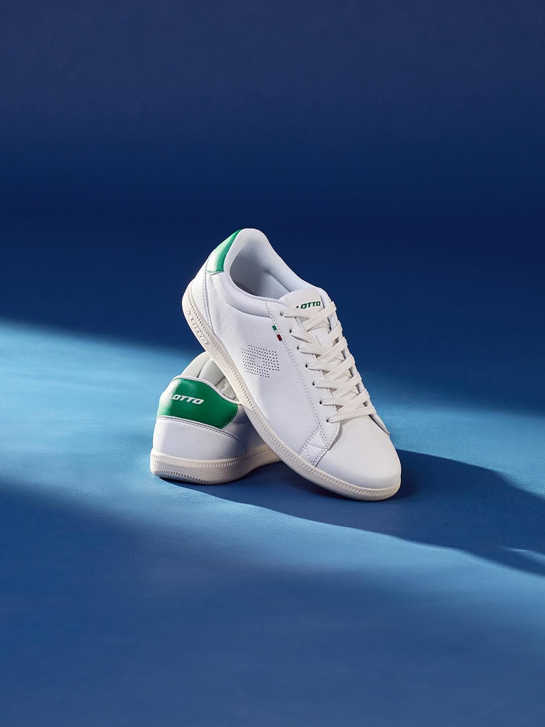 Lotto Men Mavin Classic White Sneakers