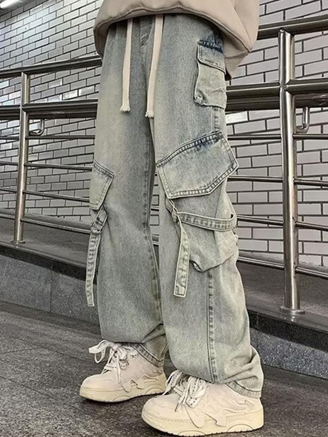 StyleCast Men Baggy Fit Mid-Rise Jeans