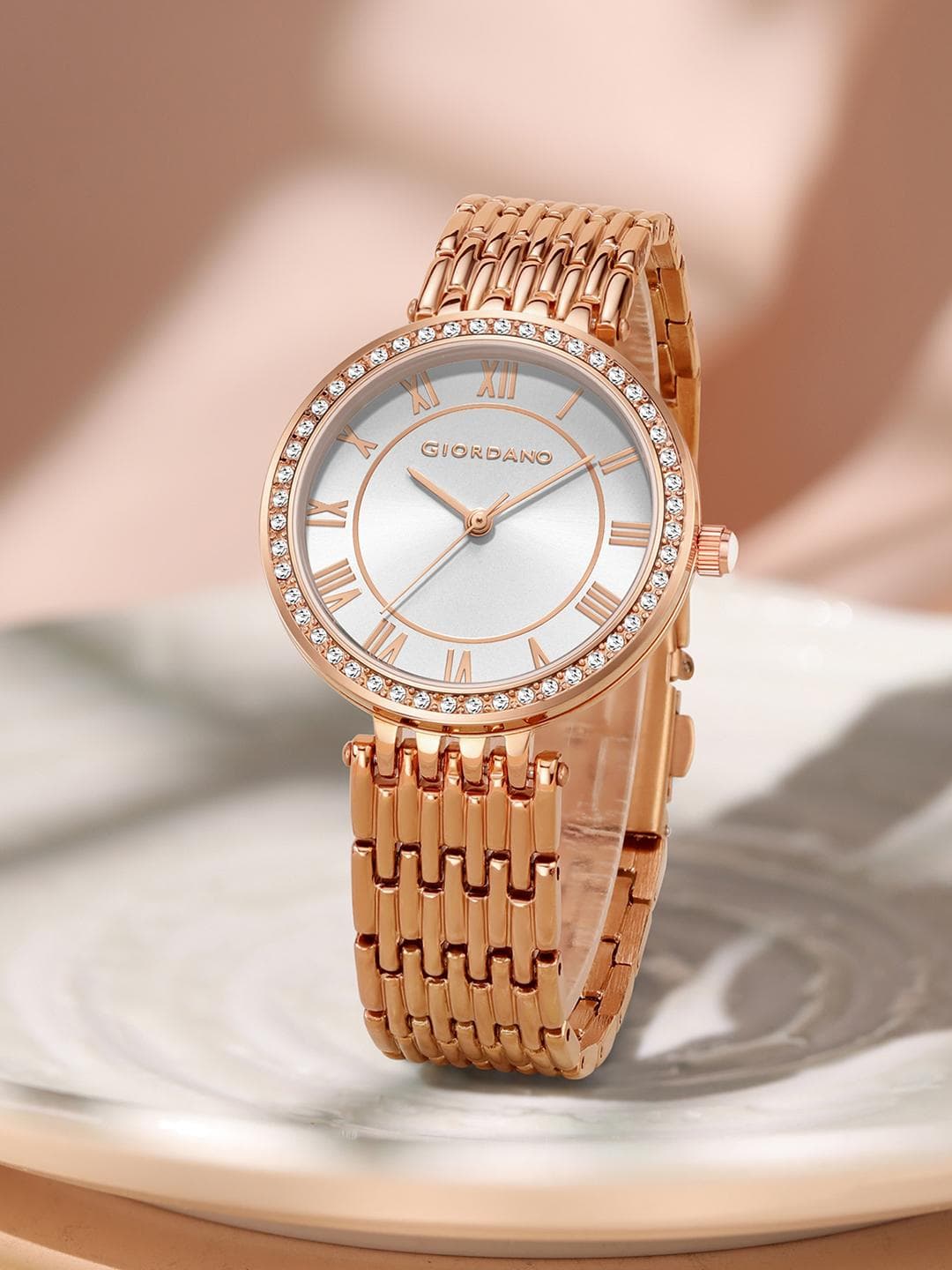 Giordano Eleganza Collection Women Round Diamond-Set with Metal Strap Analog Watch