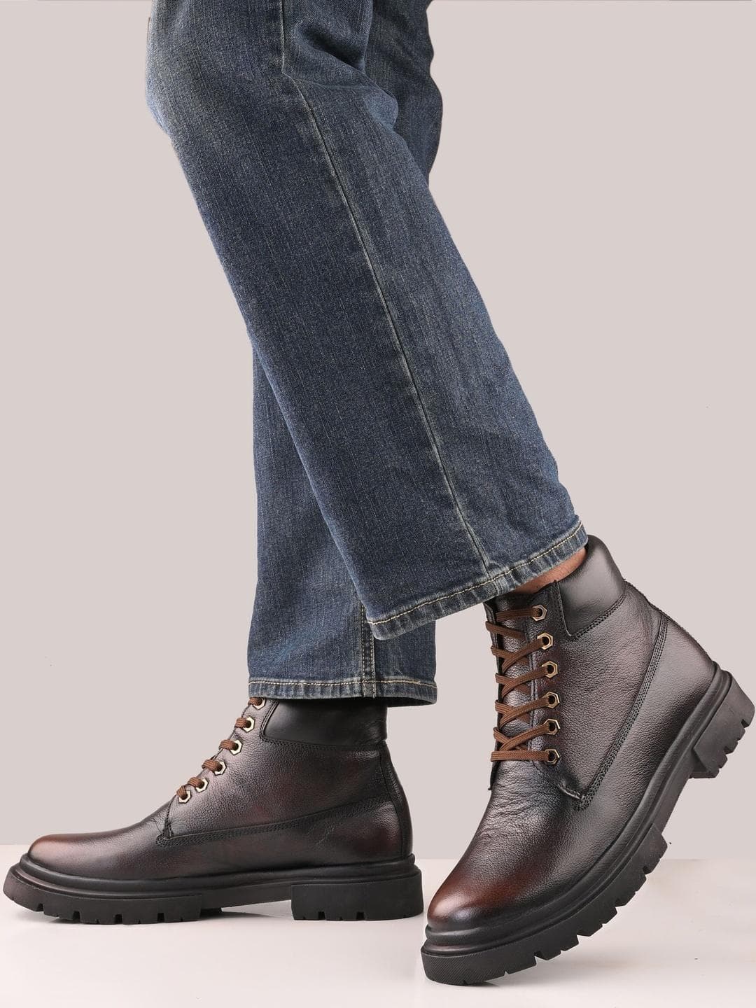 Roadster Men Synthetic Leather Boots