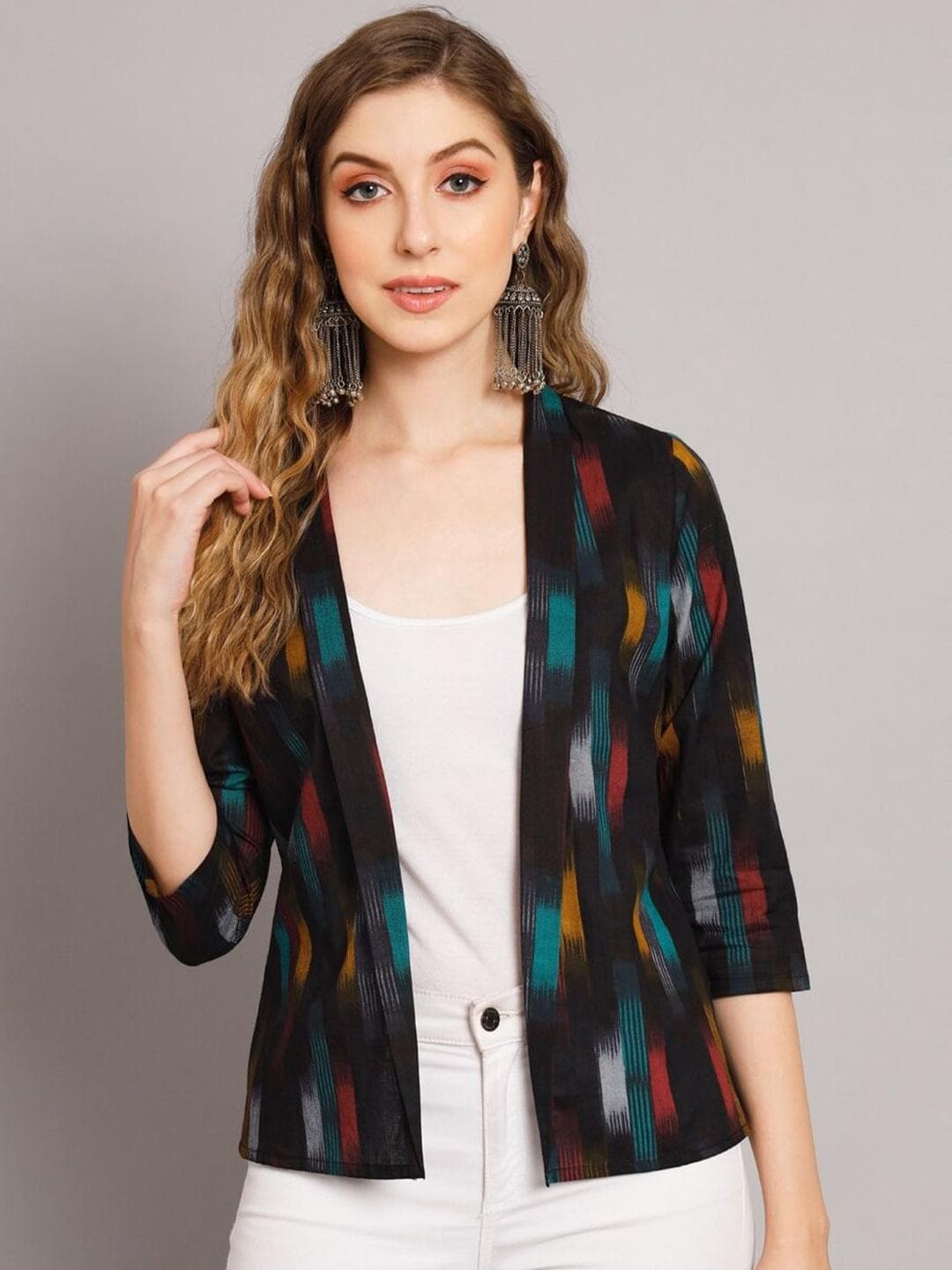 Sangria Women Black Textured Printed Kantha Cotton Shrug