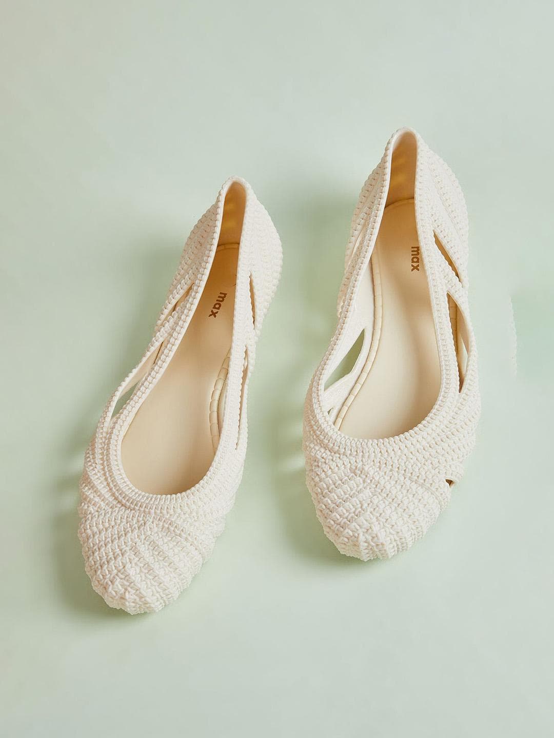 max Women Core Flats