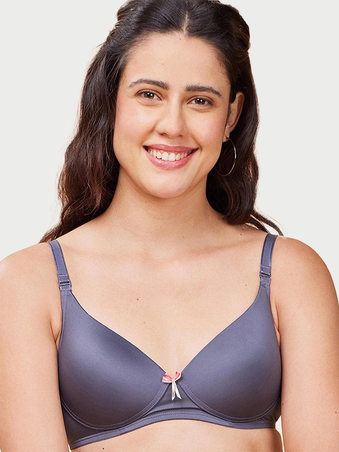 Buy Enamor Padded Non Wired Medium Coverage Plunge Neckline With Detachable Straps T Shirt Bra - - Apparel for Women