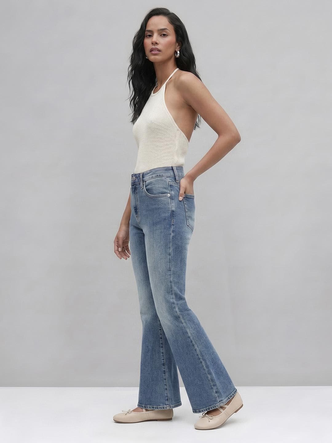 Levis Women 726 High-Rise Flare Light-Fade Jeans