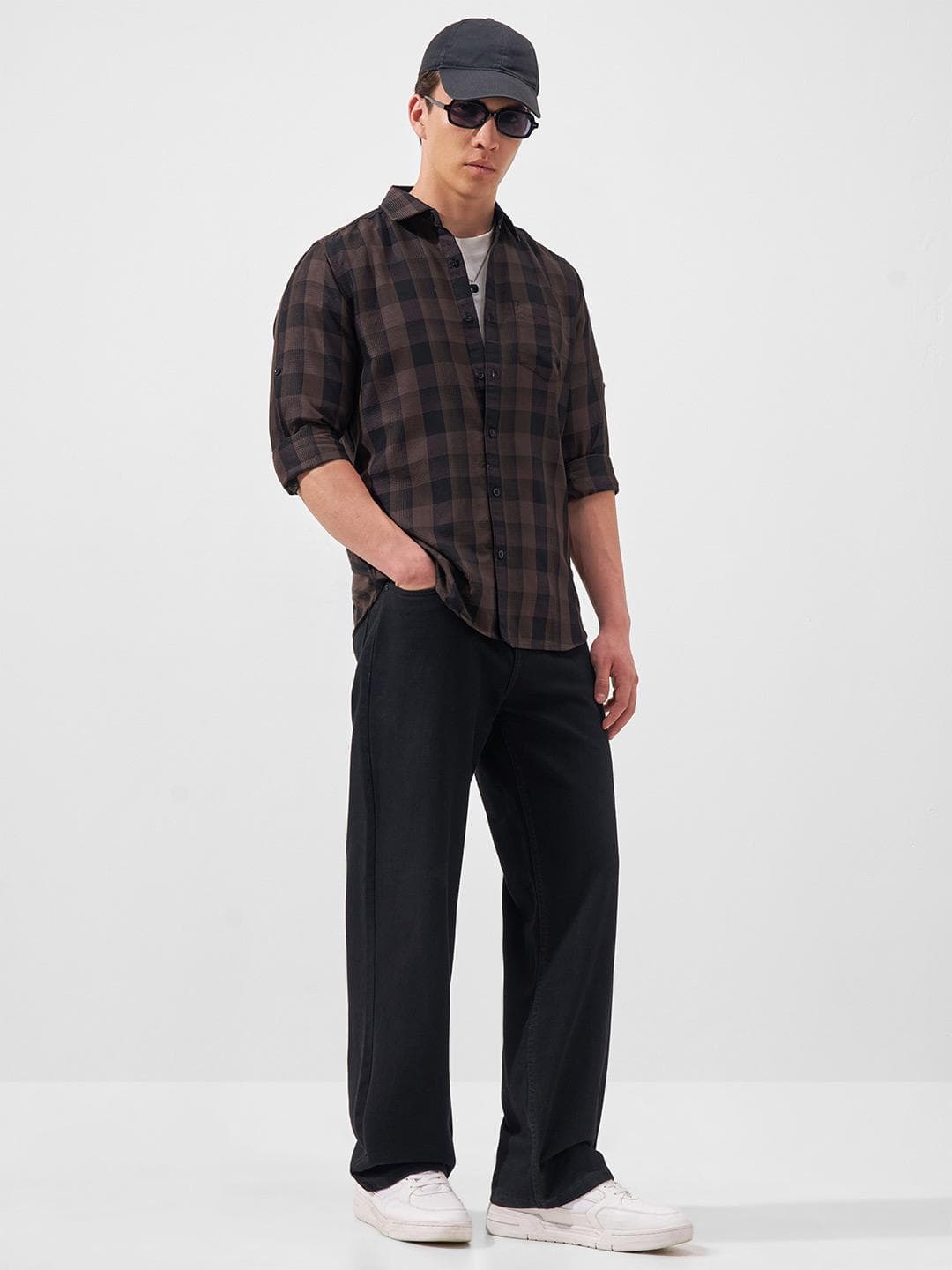 HIGHLANDER Men Slim Fit Checked Spread Collar Casual Shirt
