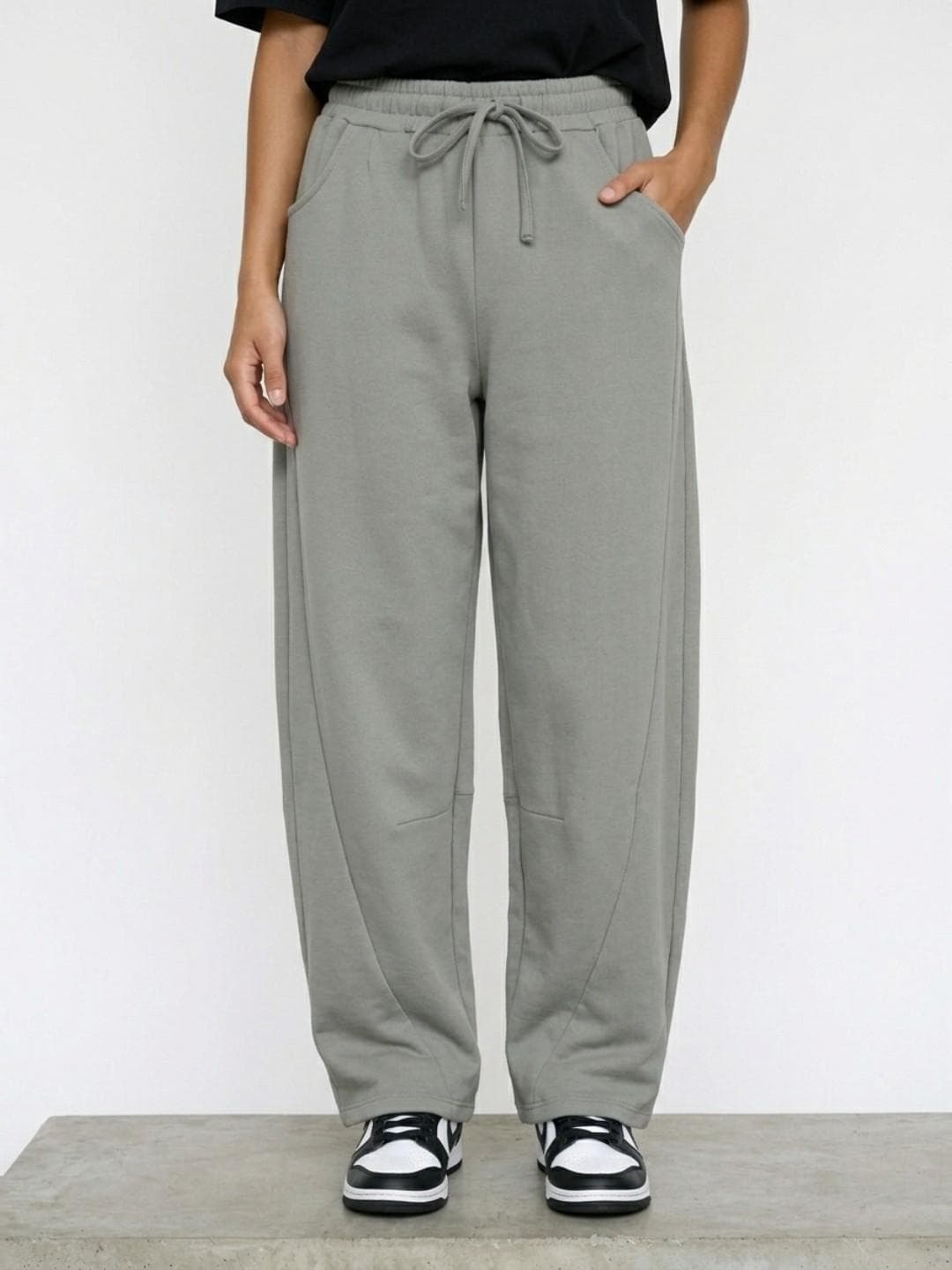 glitchez Women Sportstreet Regular Fit Track Pants
