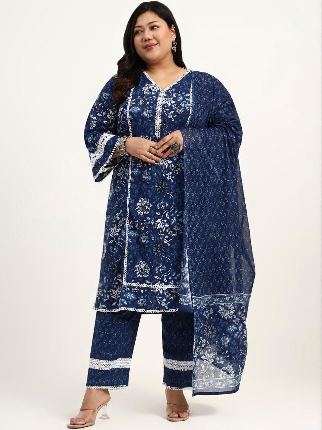 Yufta Women Floral Embroidered Regular Thread Work Pure Cotton Kurta with Trousers & With Dupatta