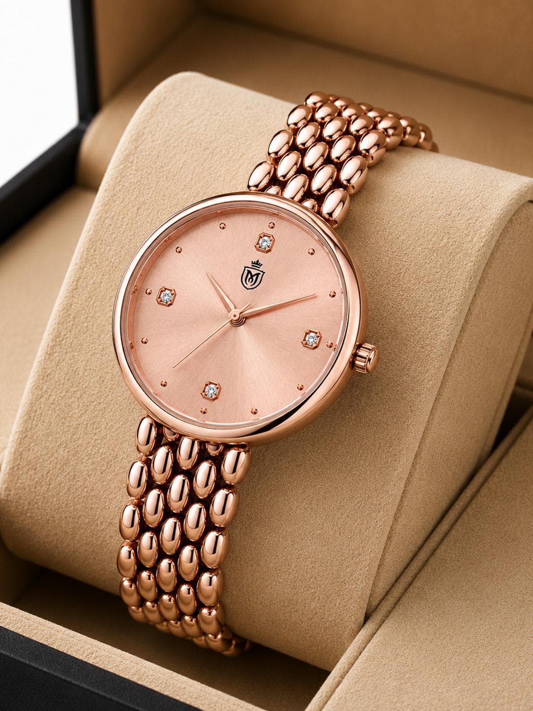 Moover Women Dial & Bracelet Style Straps Analogue Watch EDW-RG-000J2