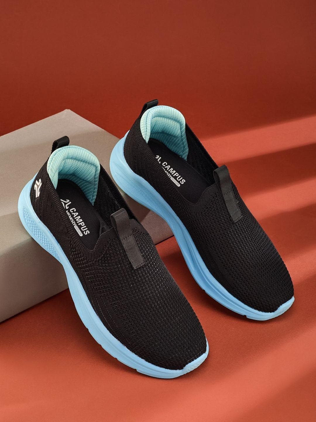 Campus PLUZZ Women Mesh Walking Non-Marking Shoes
