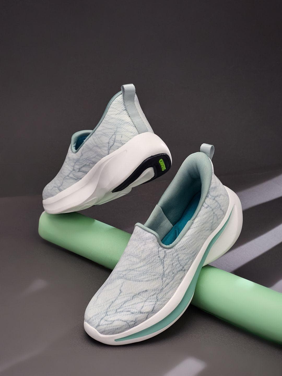 Campus Women Mesh Walking Non-Marking Shoes GRASP