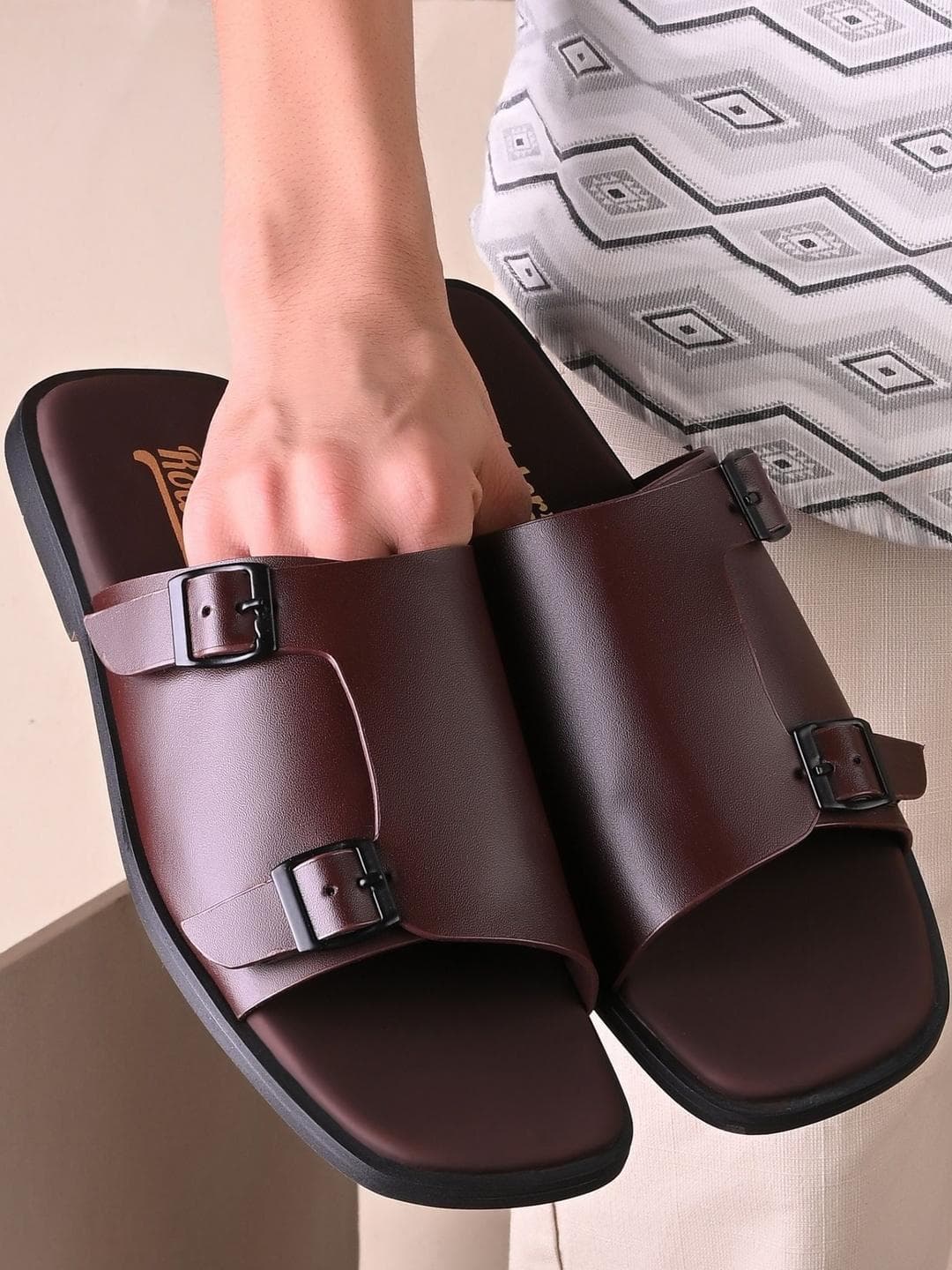 The Roadster Lifestyle Co Men Slip-On Comfort Sandals