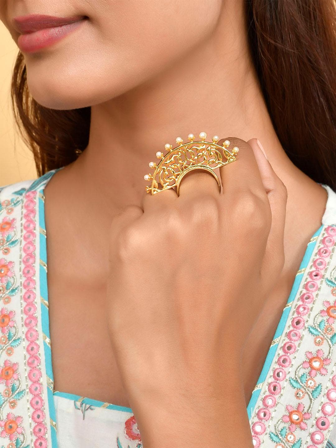 Nazakat Hairat Statement Ring