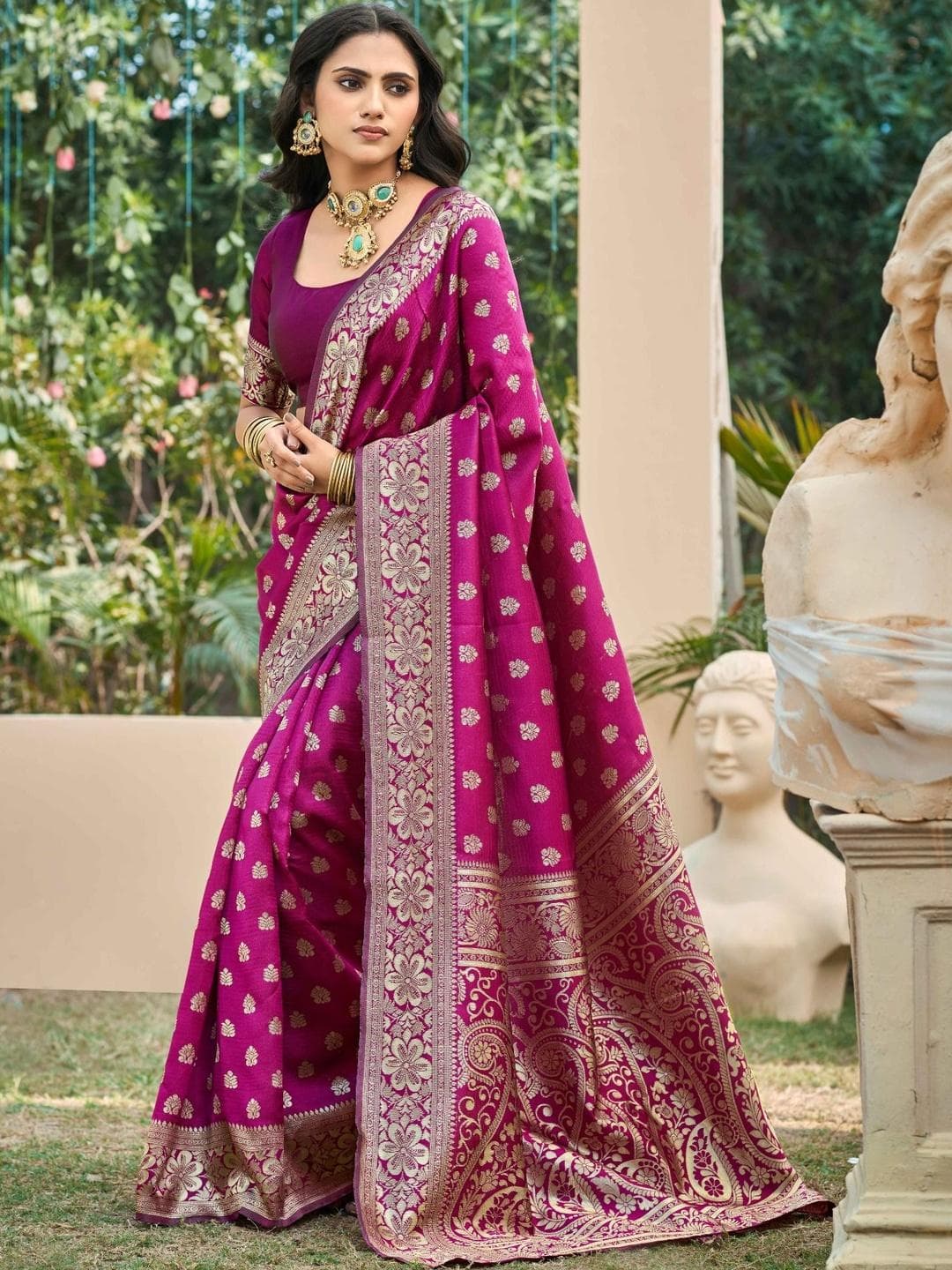 SZN Woven Design Zari Silk Blend Handloom Banarasi Saree