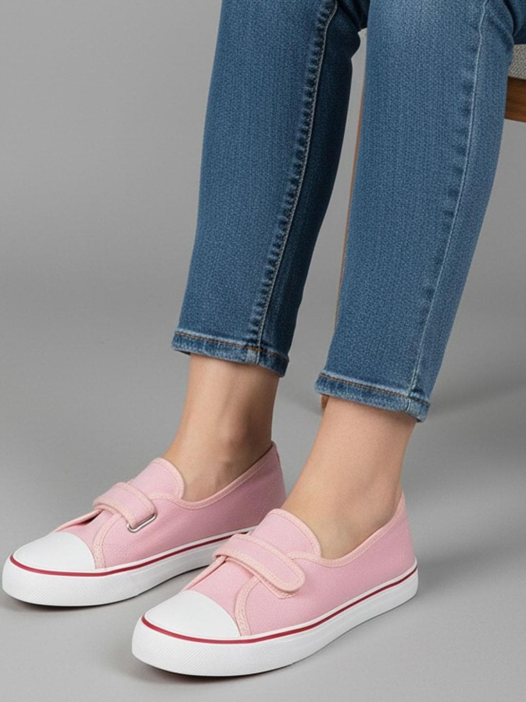 The Roadster Lifestyle Co Women Canvas Round Toe Buckle Sneakers
