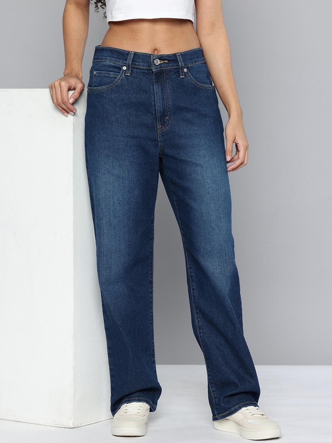 Levis Women's 94 Dark Blue Baggy Fit Mid Rise Tinted Jeans