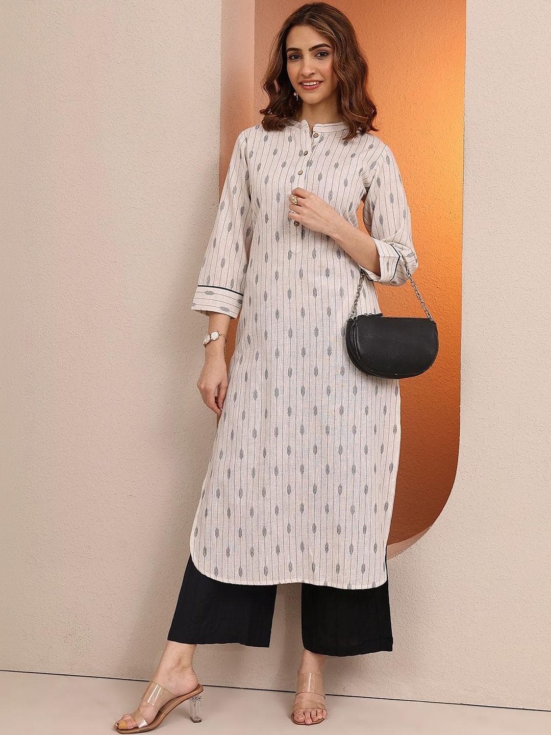 Libas Women Off White Printed Straight Kurta