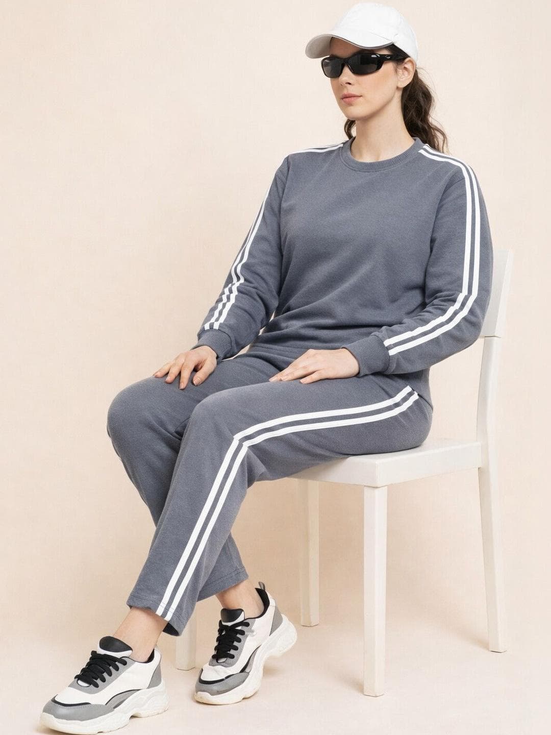 UnaOne Women Striped Cotton Tracksuits