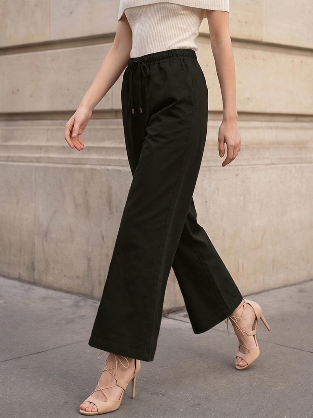 Chemistry Women Pleated Parallel Trousers