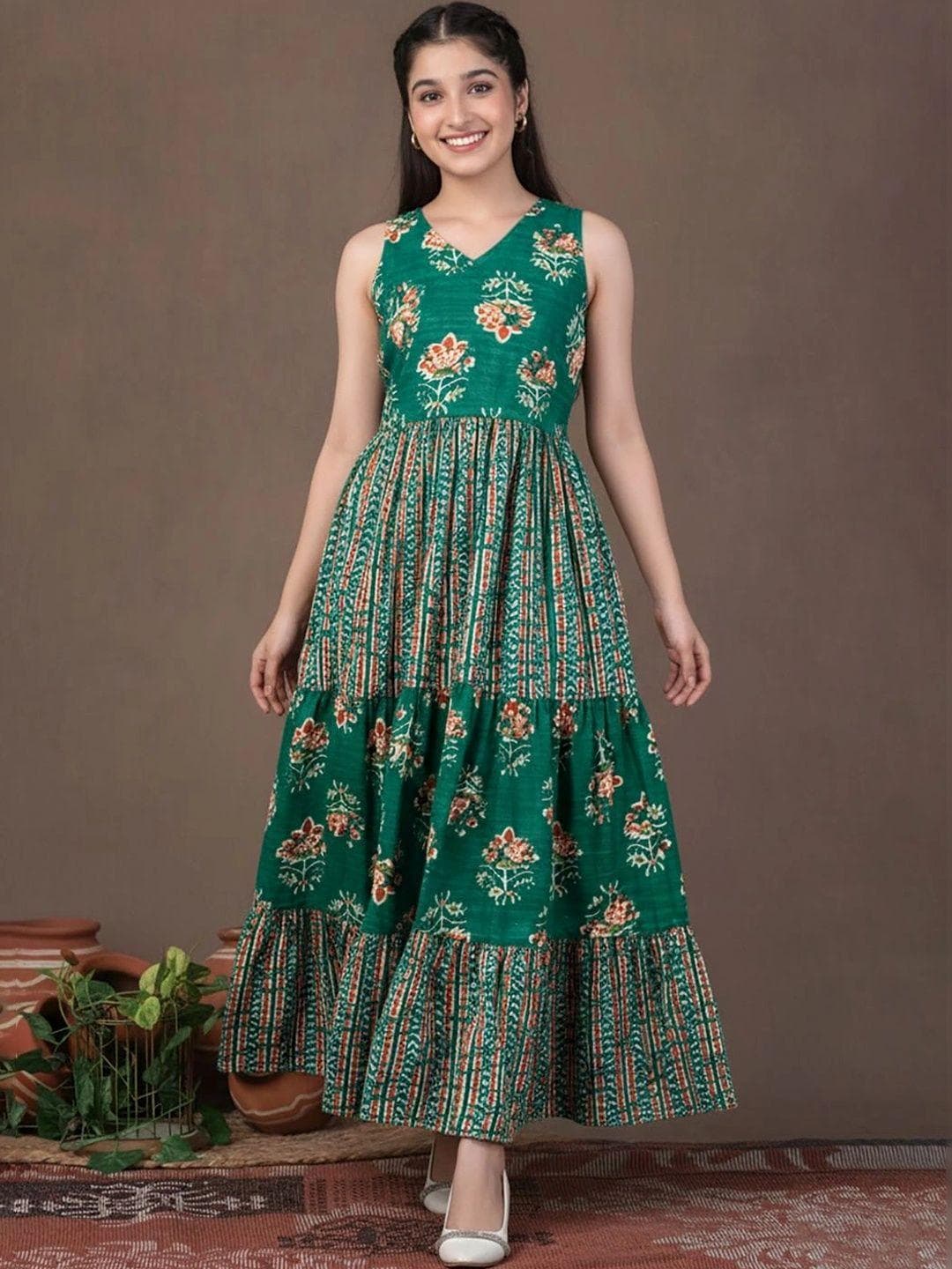 Sangria Girls Ethnic Motifs Printed Halter Neck Fit & Flare Maxi Ethnic Dress