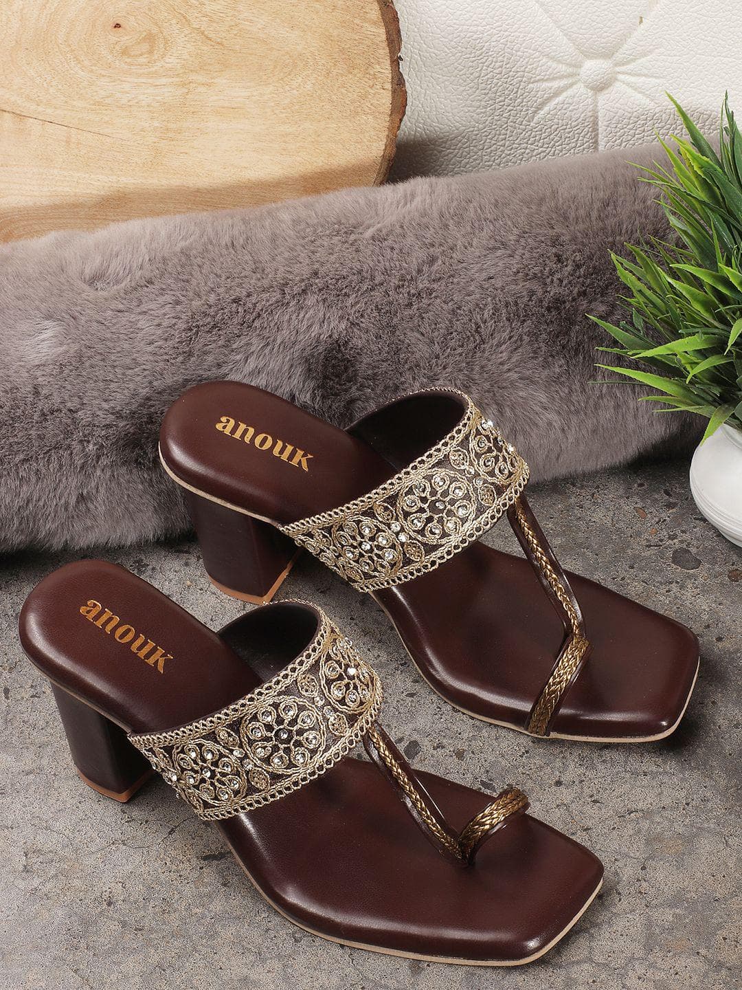 Anouk Women Textured Ethnic Block Heels Sandals