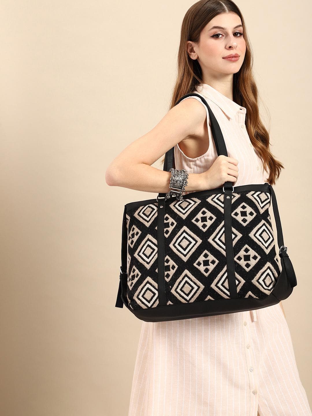 Buy Anouk Geometric Printed Oversized Office Tote Bag - - Accessories for Women
