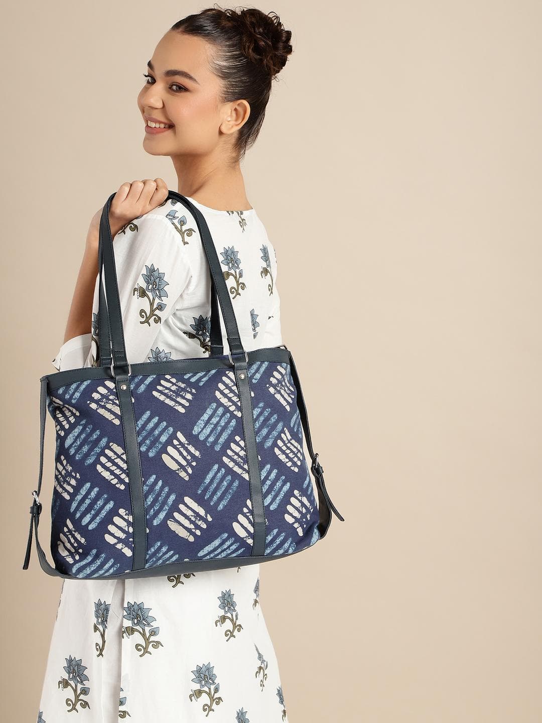 Buy Anouk Printed Oversized Shopper Tote Bag - - Accessories for Women