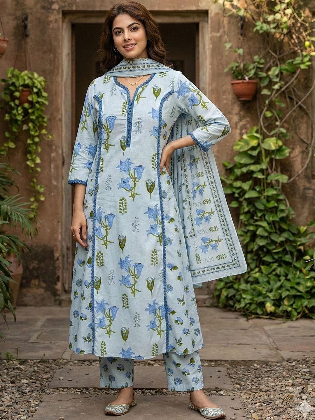 Anouk Women Floral Printed Regular Pure Cotton Kurta with Trousers & With Dupatta
