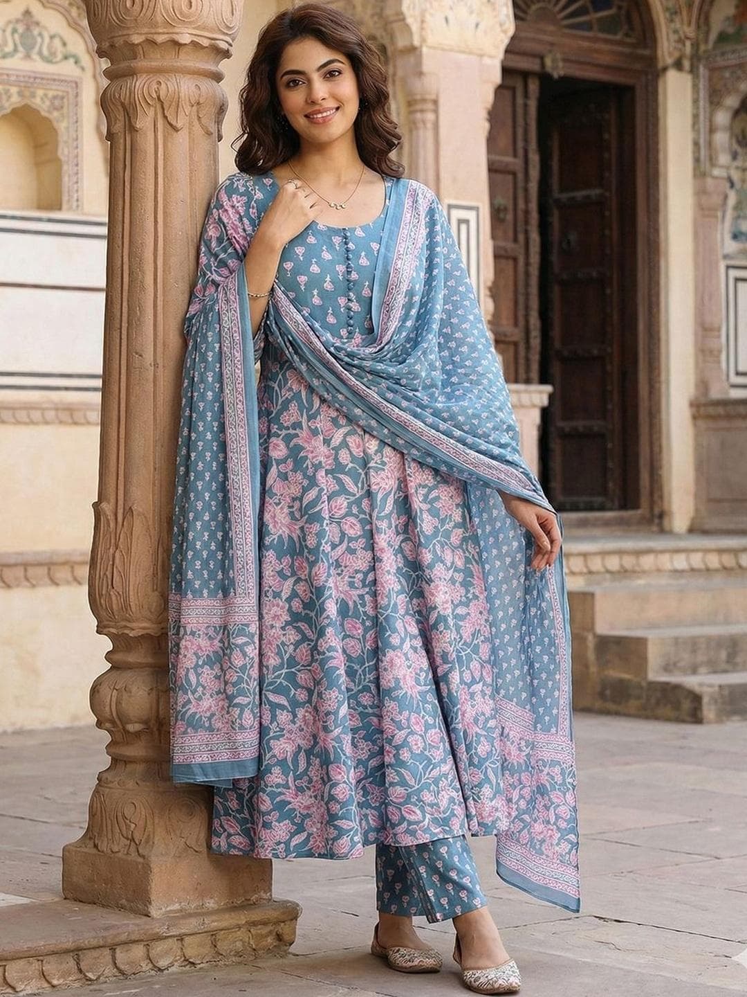 Anouk Women Floral Printed Empire Pure Cotton Kurta with Trousers & With Dupatta