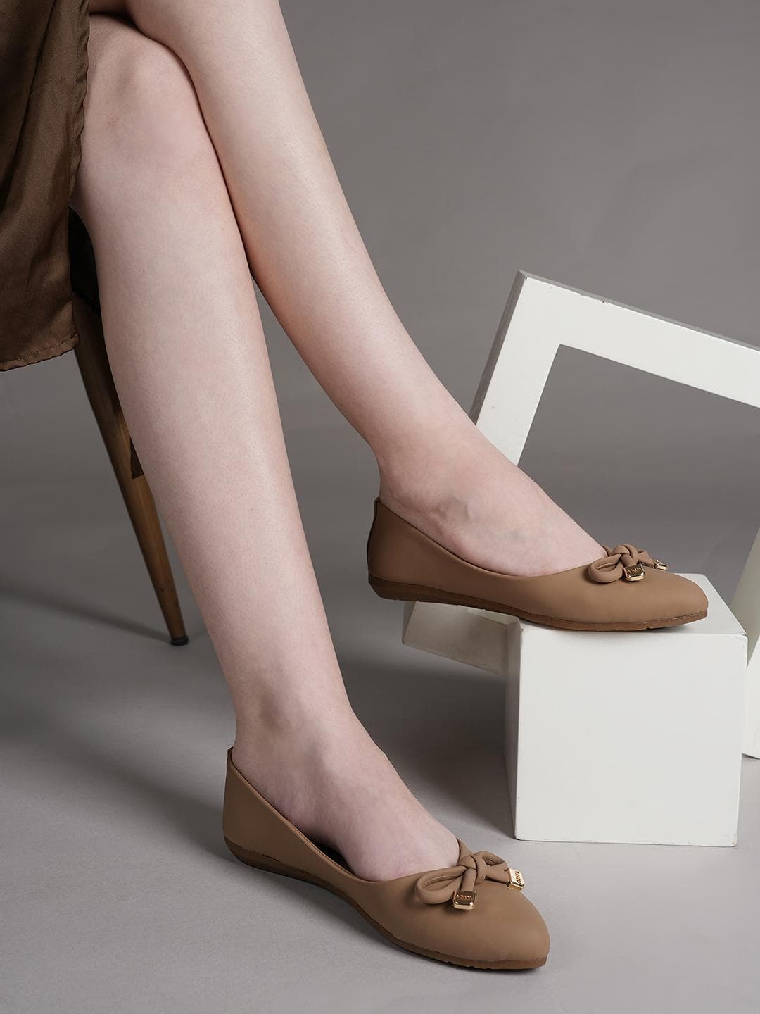 DressBerry Women Ballerinas with Bows Flats