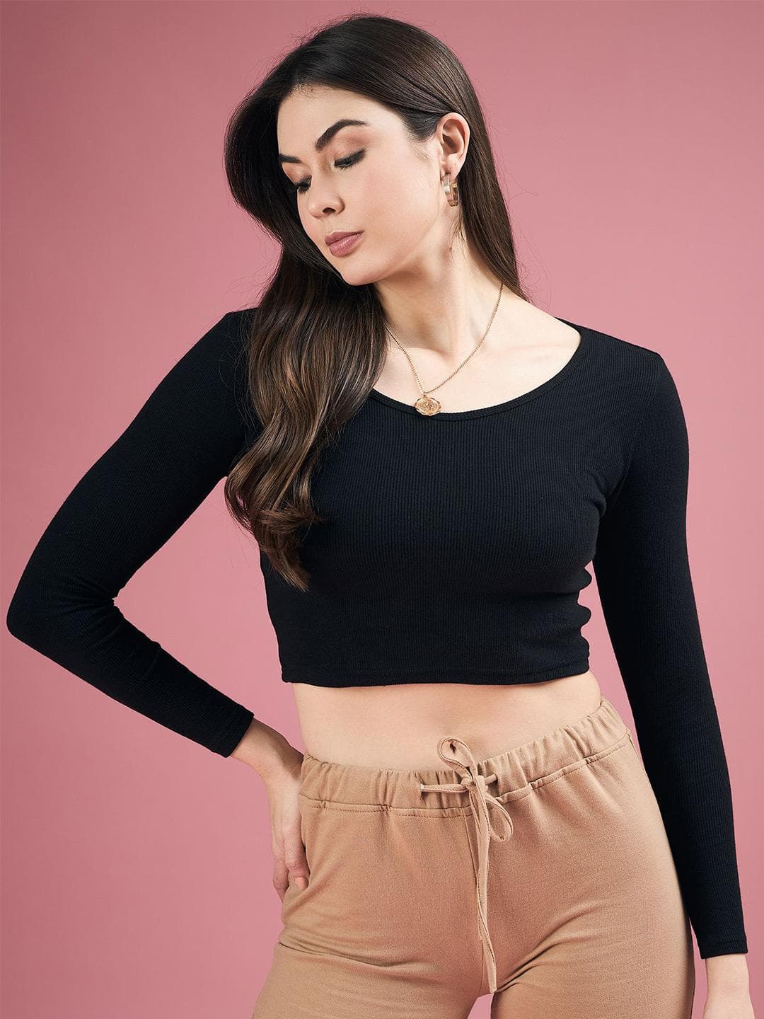 DressBerry Women Round Neck Fitted Crop Top
