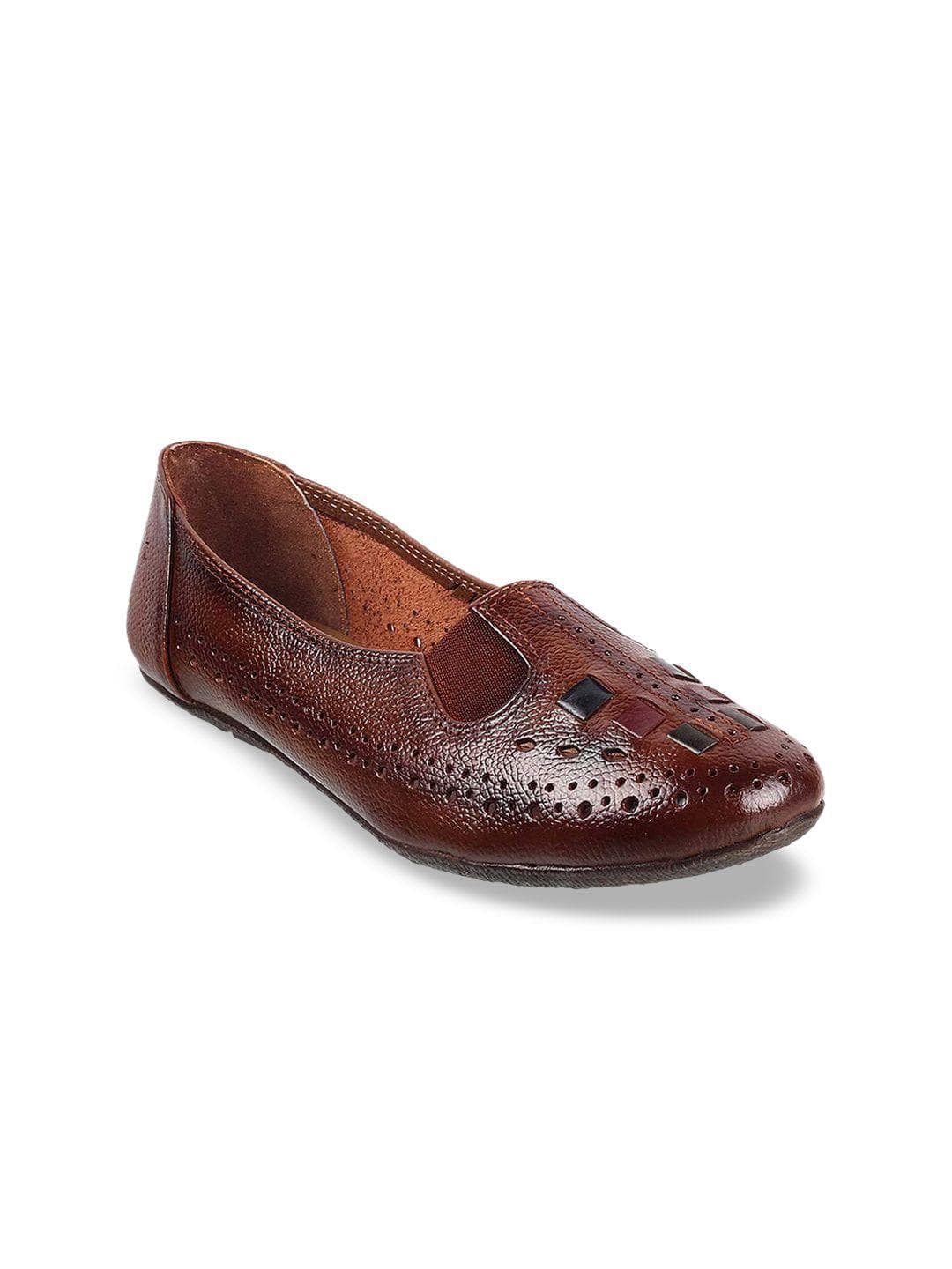 Mochi Women Tan Ballerinas with Laser Cuts Flats
