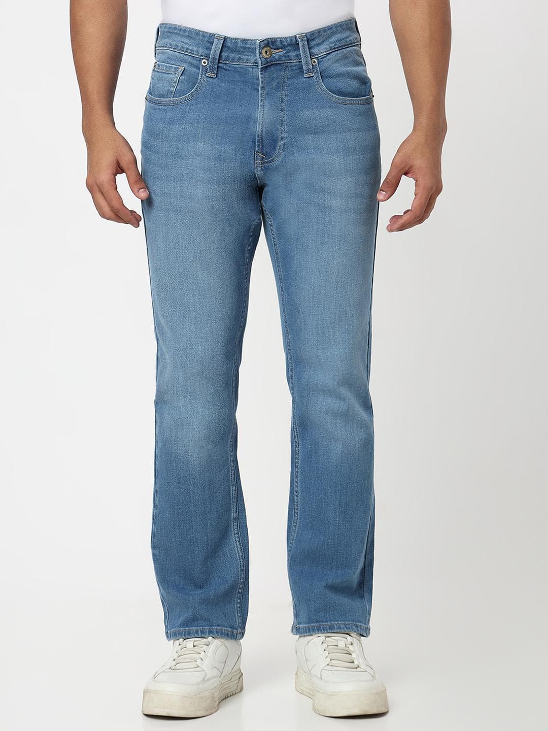Spykar Men Chico Mid Rise Comfort Fit Light blue Jeans